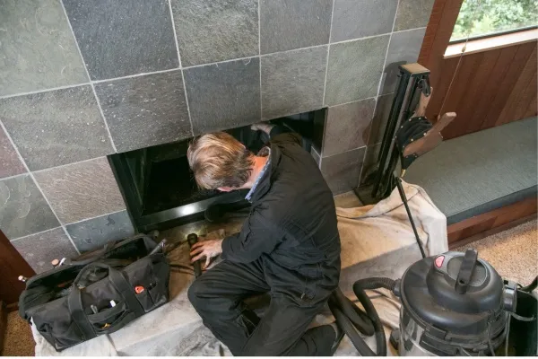 Chimney relining process in New Jersey while maintaining safety and cleanliness during the renovation